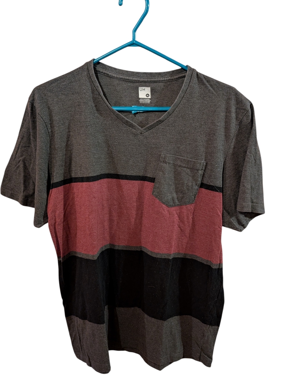 Men’s V-Neck Pocket Tee in Charcoal, Maroon & Black